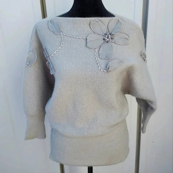 c.prer-a-porte Sweaters - C.prer-a-porte Paris Sweater Size 8